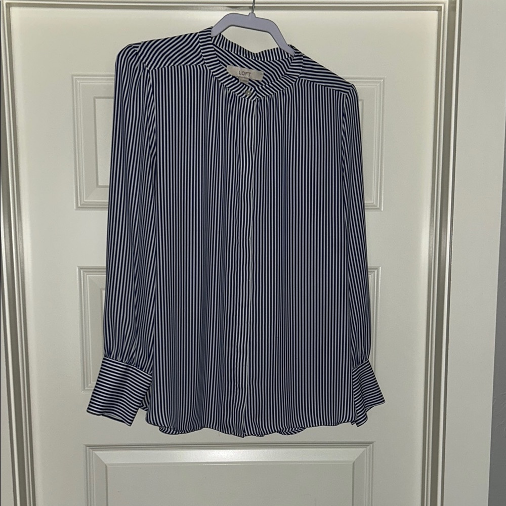 10/$25 Loft// striped button down blouse, size L